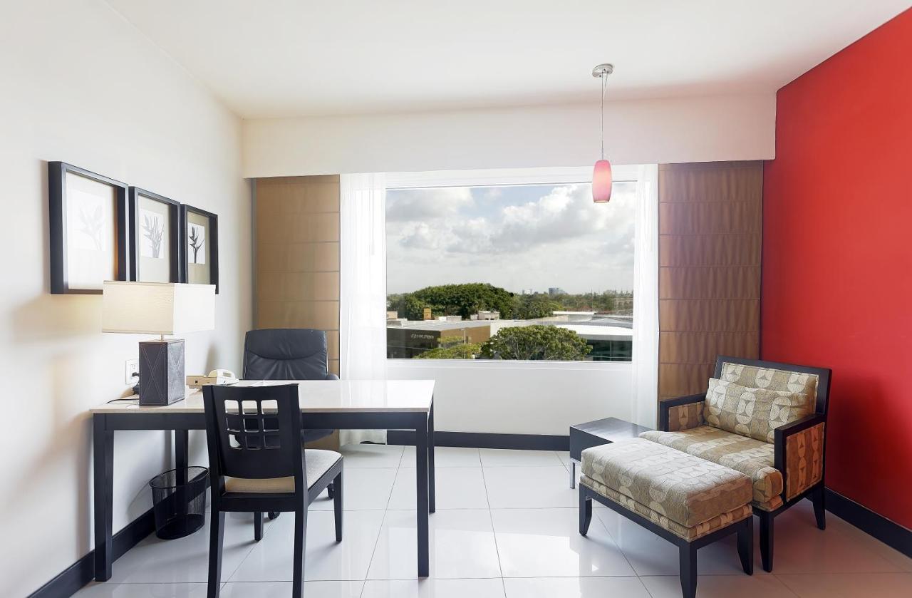 Crowne Plaza Villahermosa By Ihg Екстер'єр фото