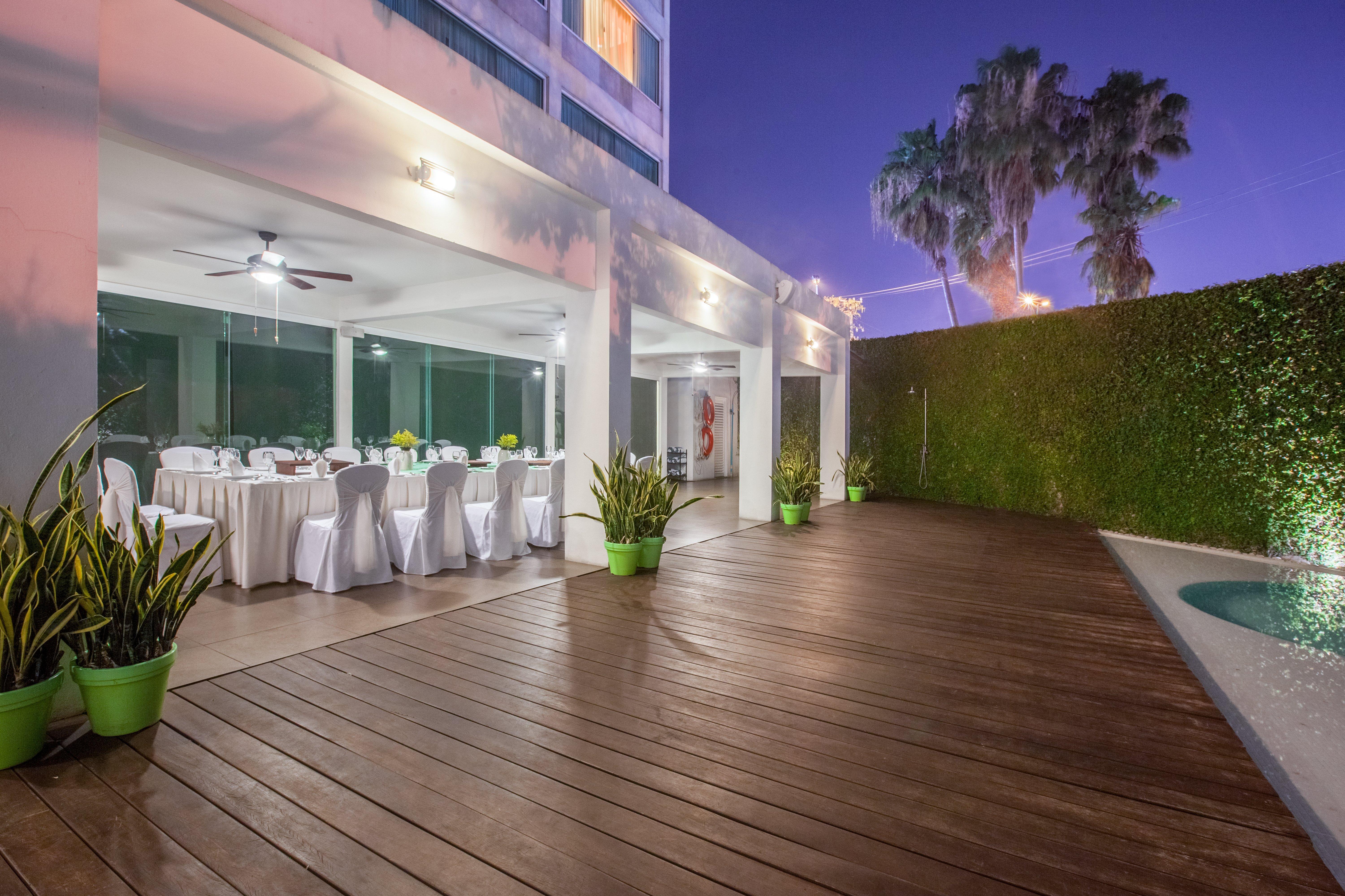 Crowne Plaza Villahermosa By Ihg Екстер'єр фото