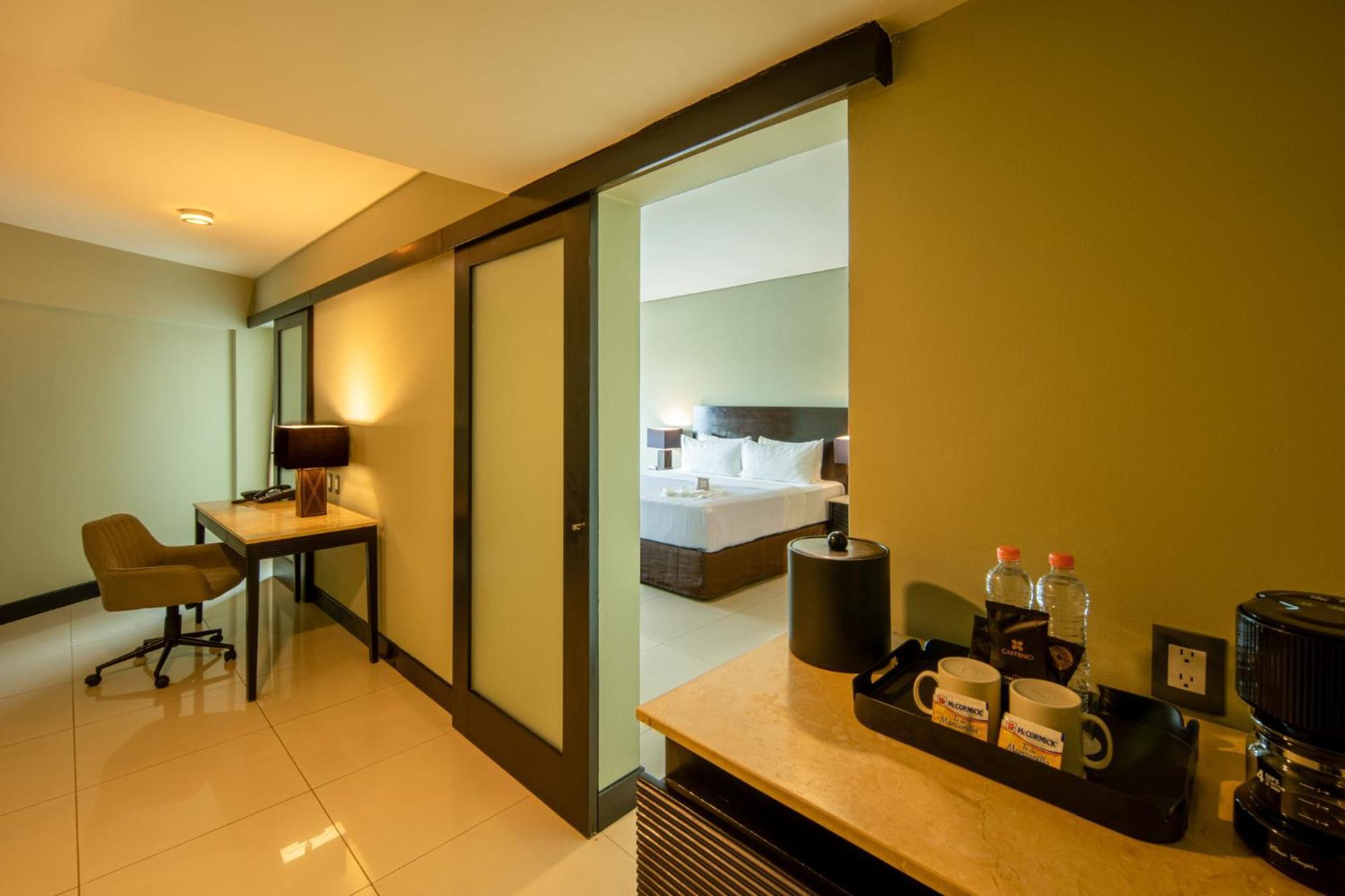 Crowne Plaza Villahermosa By Ihg Екстер'єр фото